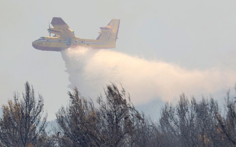 sibenik, pozar, gasilci, letalo, kanader, airtractor
