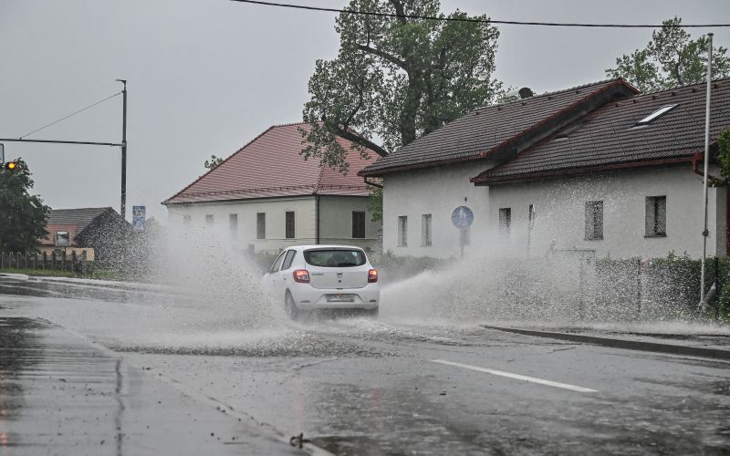 vreme dež.jpg