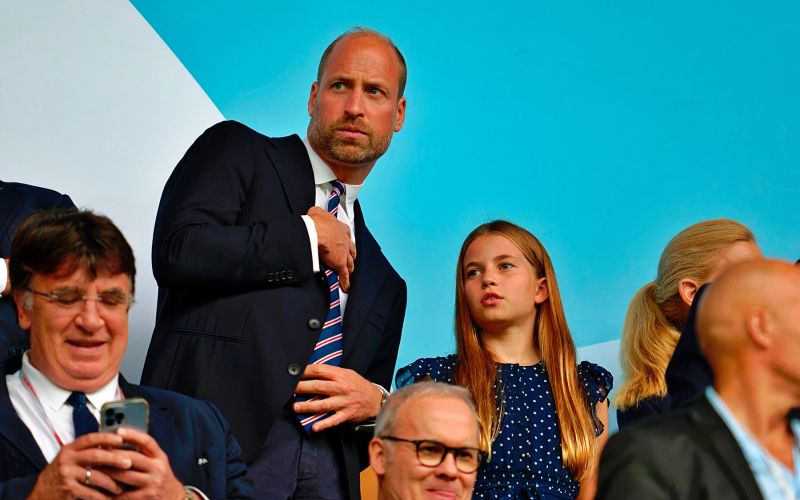 Princ William in princesa Charlotte (2).jpg