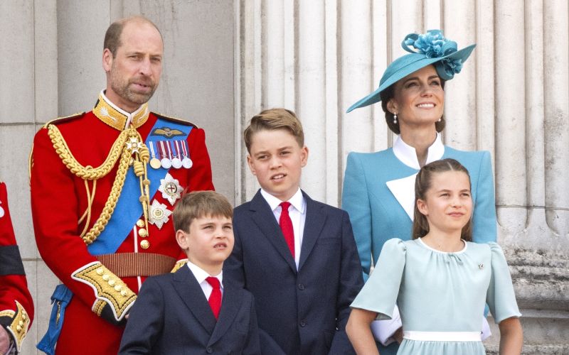 princ willliam, princesa kate, princ george, princesa charlotte, princ loius - Prestolonaslednik pri