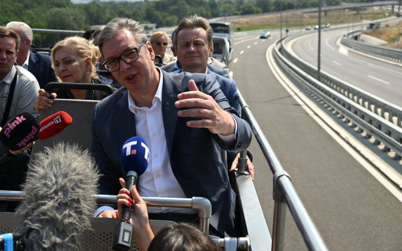 vucic (2).jpg