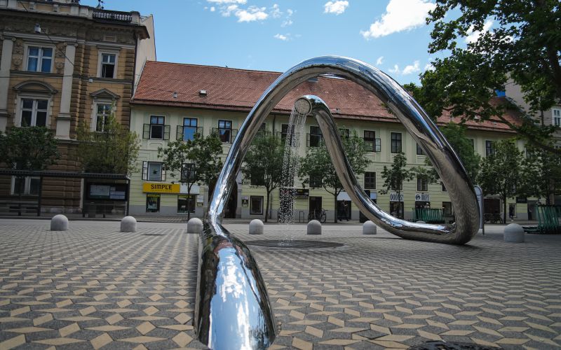 vodna-skupltura, mestna-obcina-ljubljana, nama