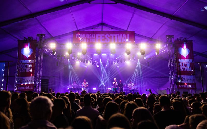 velika-polana, pomurski-poletni-festiva, ppf, 2025, dkwashen-retashy, zlata-žila