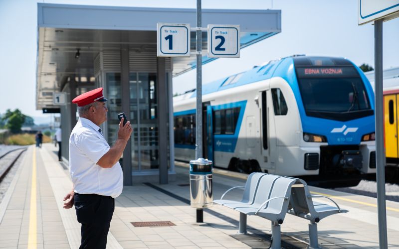 vlak, slovenske železnice
