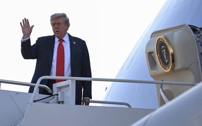 trump letalo.jpg