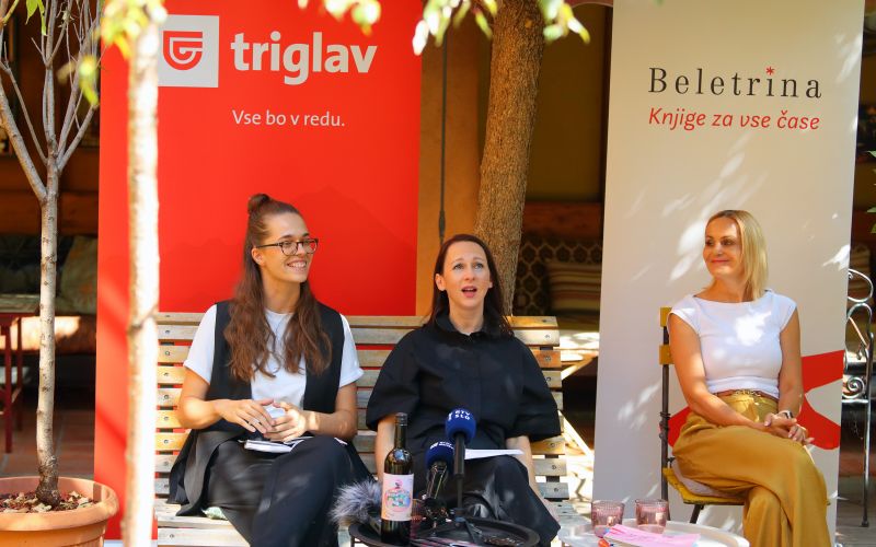cg_poezija_festival_1.jpg
