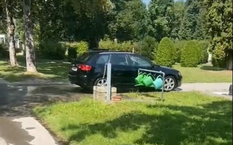pokopališče, pranje avta, celovec.jpg