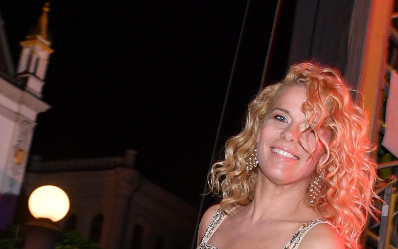 anika horvat.jpg