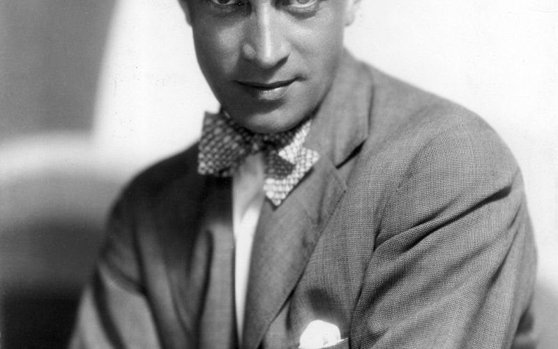 Conrad Veidt (1893–1943) je bil velikan nemškega zgodnjega filma in pozneje tudi svetovna