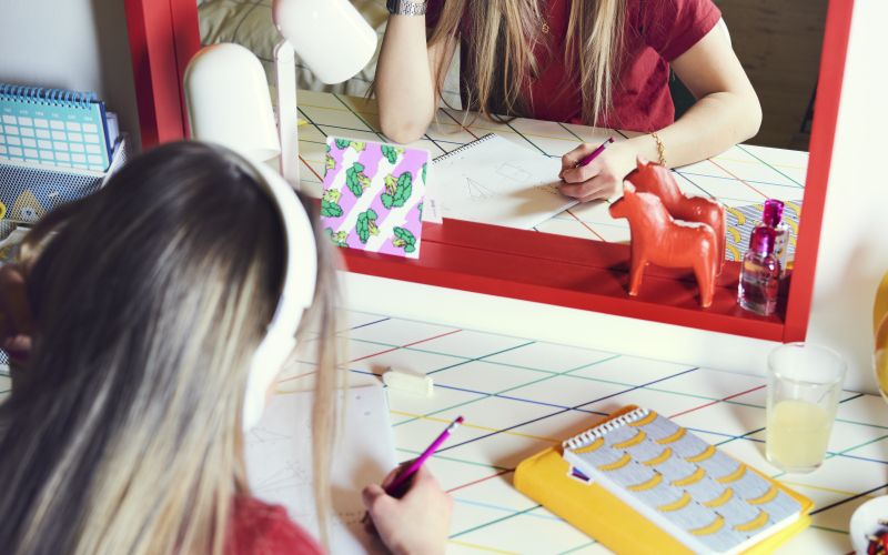 Čudovite IKEA rešitve za vrnitev v šolo!