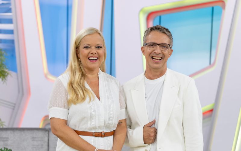 Špela Močnik Paradiž in Andrej Hofer sta novo sezono oddaje Dobro jutro pričela nasmejano.