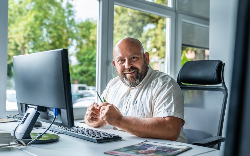 Grega Javornik pravi, da je Aktual Romantika radio, narejen izključno za srce poslušalcev.