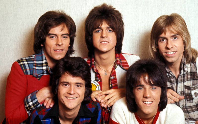Bay City Rollers so bili svetovni pop fenomen, prodali naj bi celo 300 milijonov plošč, a so tudi ze