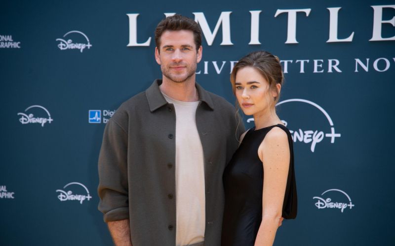 liam-hemsworth, gabriella-brooks