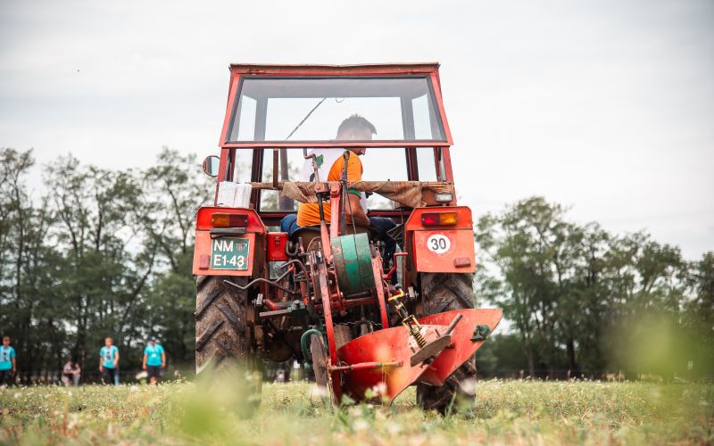 državno-tekmovanje-oračev-slovenije, rakičan, oranje, traktor