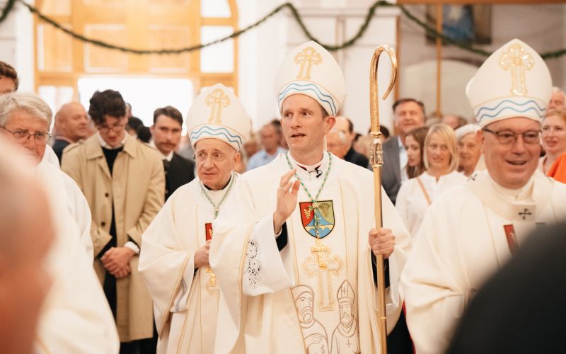 škofovo-posvečenje, črenšovci, janez-kozinc, škof