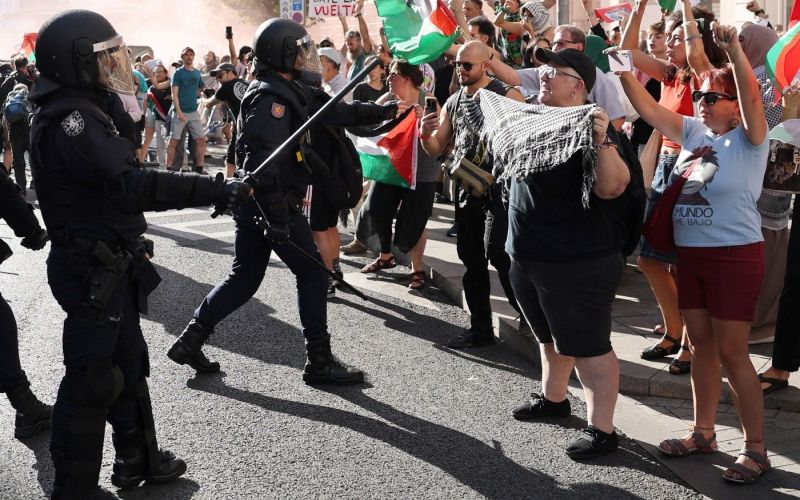 vuelta protesti pm.jpg