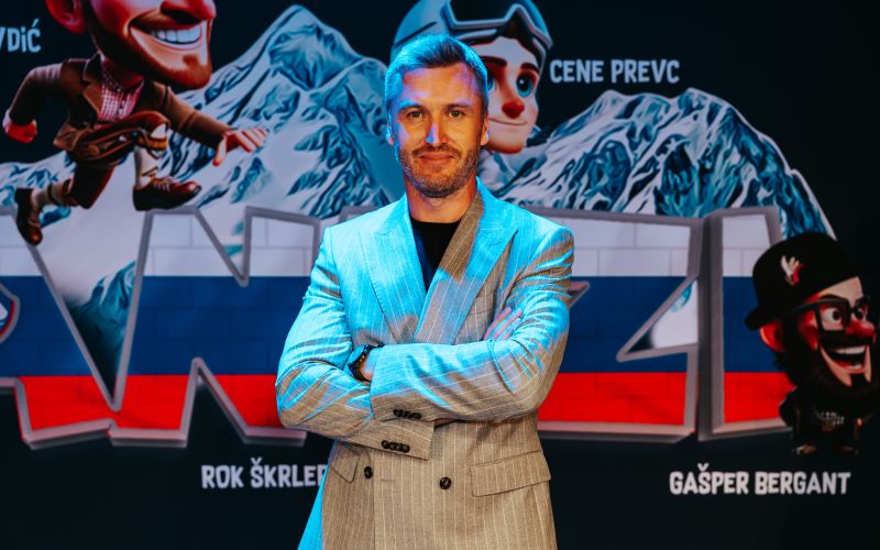 Janezi, Denis Avdić