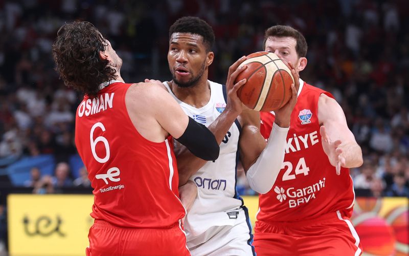 antetokounmpo.jpg