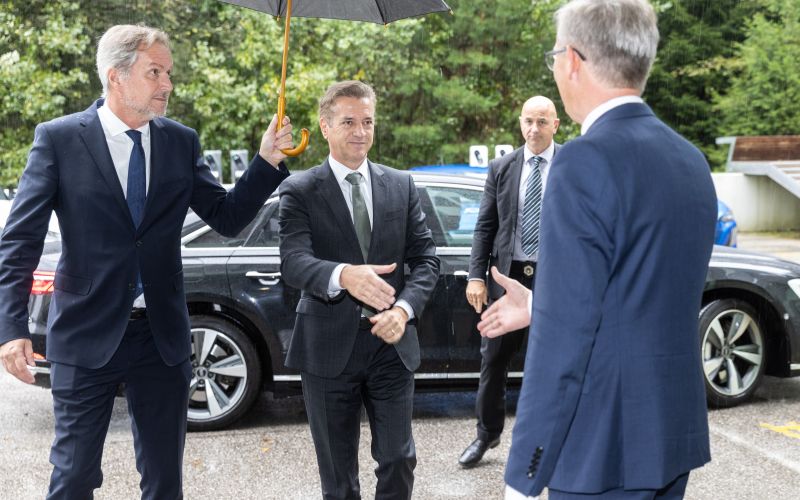 pozdrav predsednika vlade.jpg