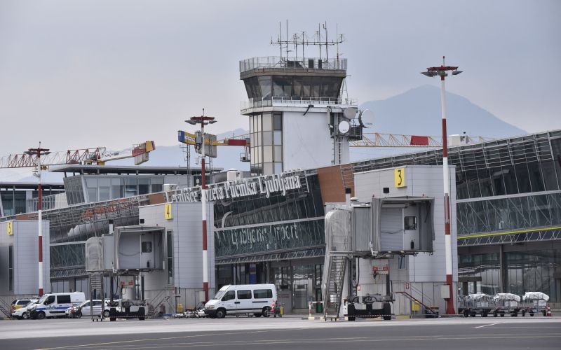 letalisce-brnik, letala