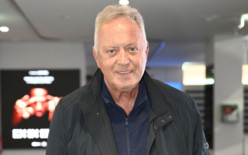 Izgubljeno moštvo, Zmago Sagadin - Zmago Sagadin je dobro poznal igralce sanjskega moštva, zato si j