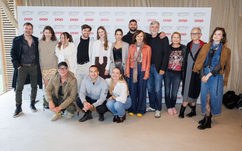 Pred štartom nove slovenske nadaljevanke Nemirna kri so na posebni novinarski konferenci predstavili