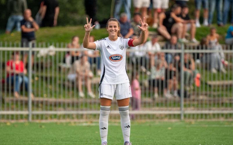 ana milović, klub 300