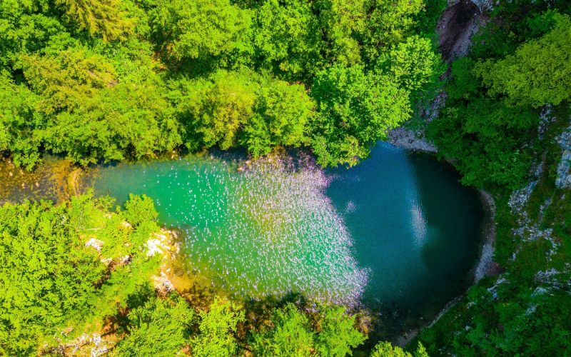 divje-jezero