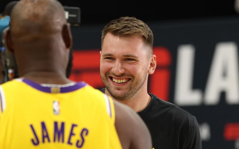 lebron james luka dončić.jpg