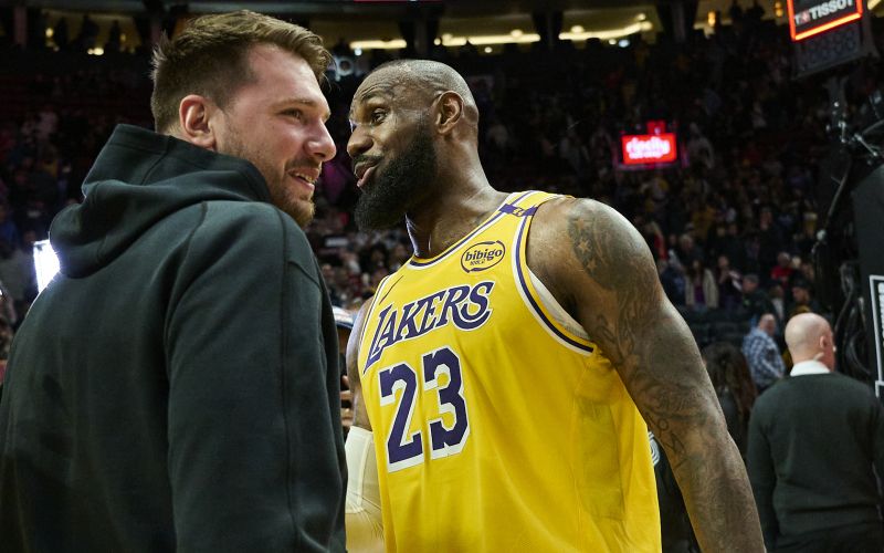 luka dončić james hačimura.jpg