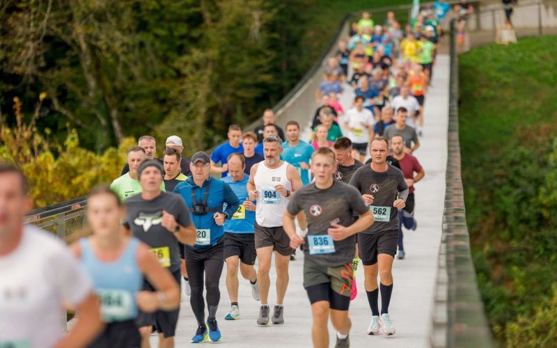 novomeski-polmaraton