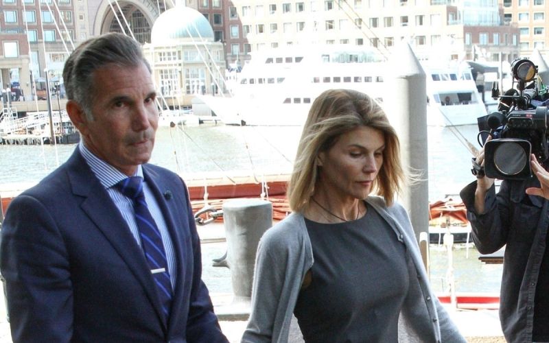 Lori Loughlin, Mossimo Giannull (2).jpg