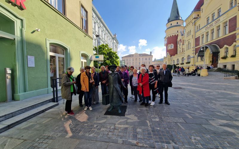 po-poteh-alme-karlin-in-ivana-minattija