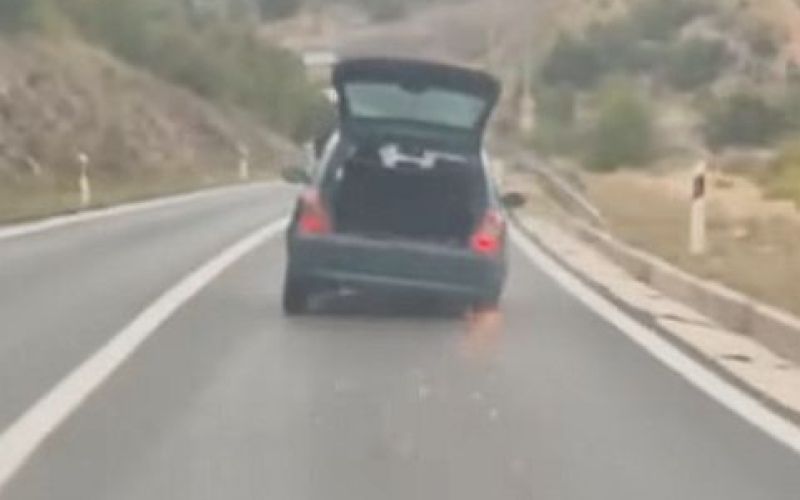 voznica, brez pnevmatik.jpg
