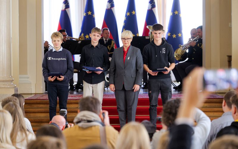 zahvala, nataša pirc musar, mark kralj, aleks kelbelj, natan hovnik.jpg