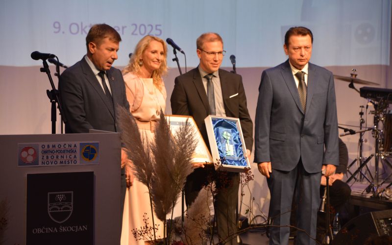 OOZ Nm diamantni ključ za 50 let dela v obrti.JPG