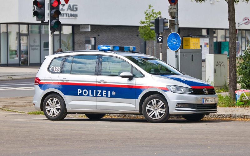 avstrijska policija