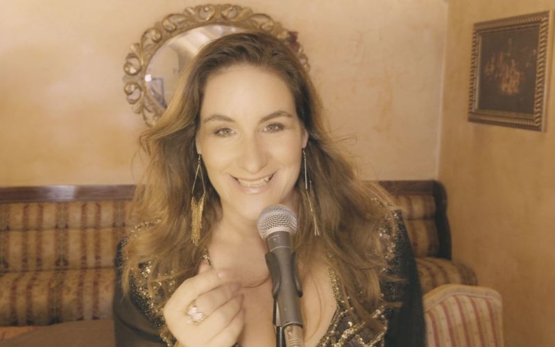 Ustvarjalko ob novi skladbi čakajo tudi druga glasbena doživetja.