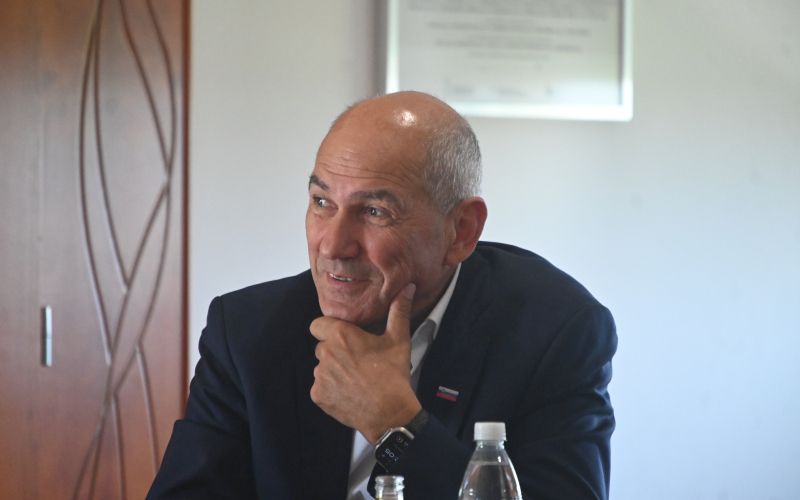janez-jansa, sds, pomurska-gospodarska-zbornica