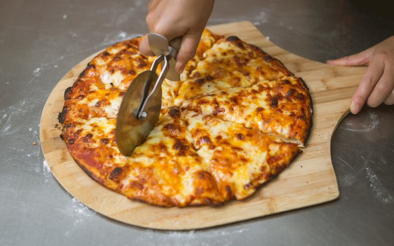 Pica, sir, margerita