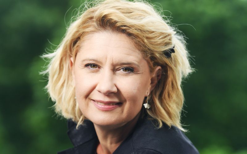 Vesne Pernarčič