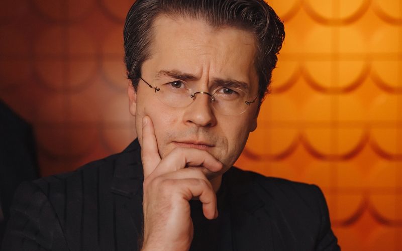 Jure Godler, Mrtvi kot - !!!Jure Godler je predstavil svojo novo knjigo Mrtvi kot.