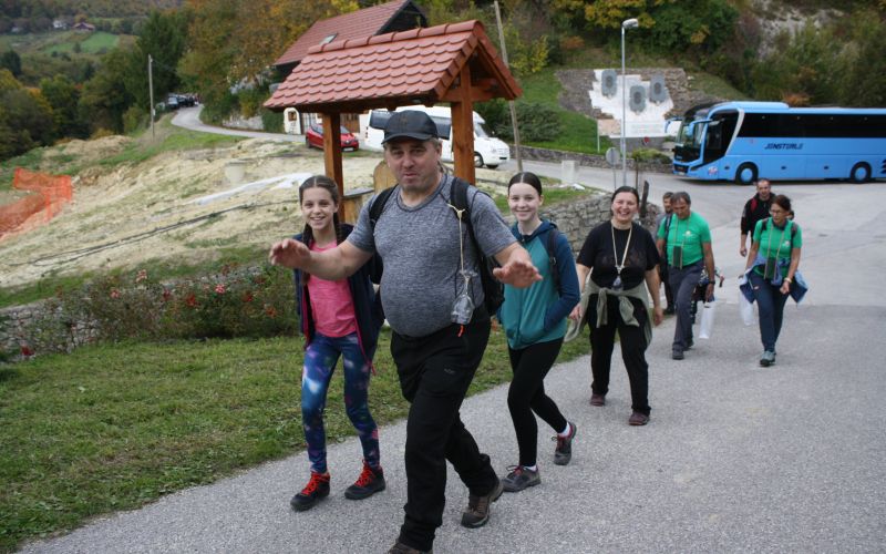 pohod, sromlje, vina, sonce