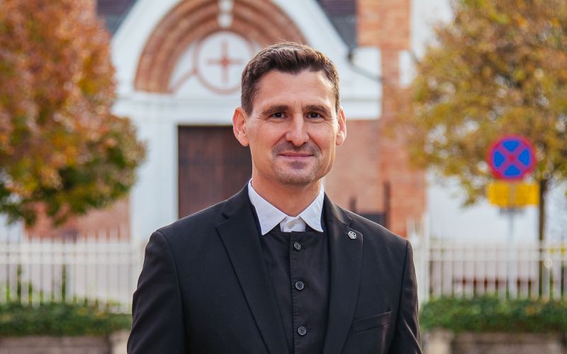 aleksander-erniša, evengeličanski-škof, evengeličanska-cerkev