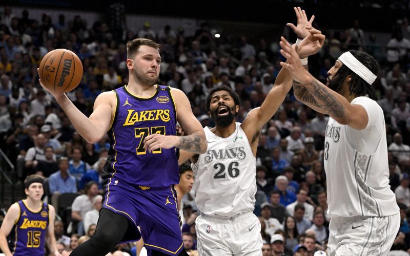 Luka Dončić, Spencer Dinwiddie, Anthony Davis
