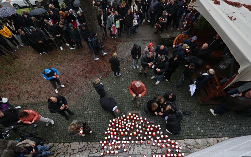 novo mesto svece sles sutar lokalpatriot.jpg