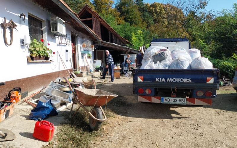 mv-taciga zbiranje 1.jpg