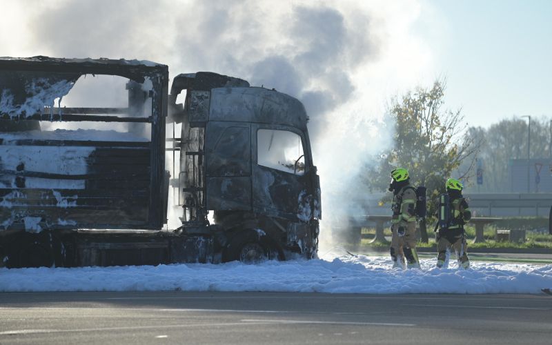goreče-tovorno-vozilo, tovornjak, počivališče-murska-sobota