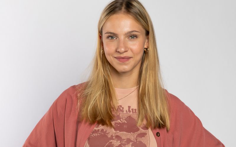 Mila Fürst nam je razkrila, da je njena strast glasba.